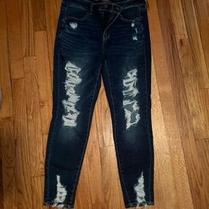 american eagle ripped skinny jeans